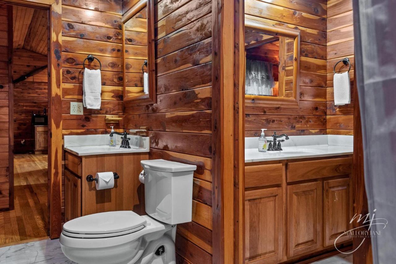Fly Away Cabin- Modern, Serene, And Convenient Compton Exterior foto